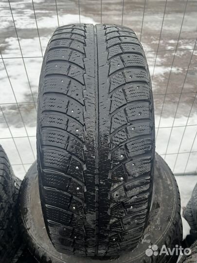 Gislaved Nord Frost 5 235/65 R17 108T