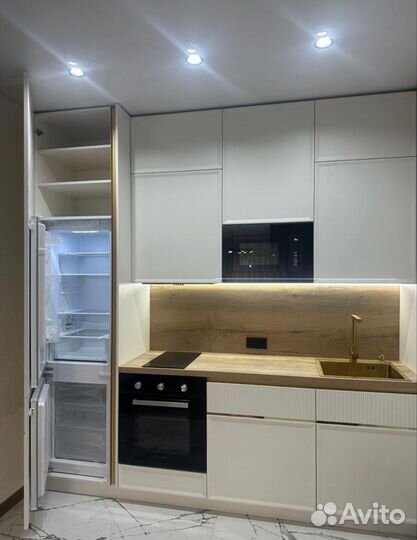 Кухонный гарнитур новый