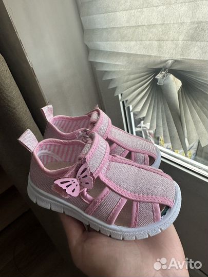 Сандали для девочки