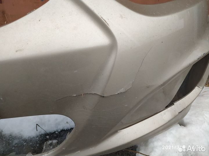 Передний бампер Hyundai Solaris