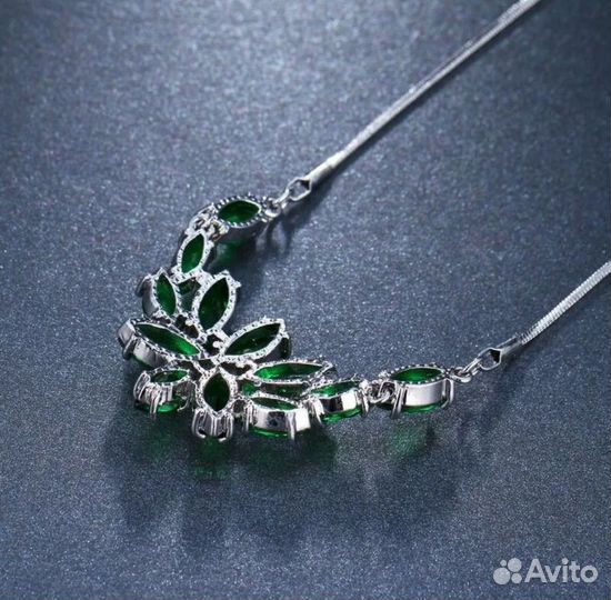 Кулон женский 