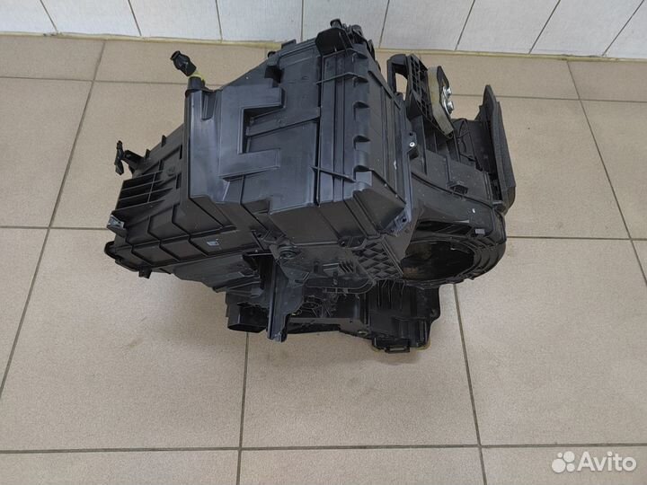 Корпус отопителя Ford Kuga 2 CBS