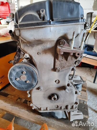 Двигатель 4в11