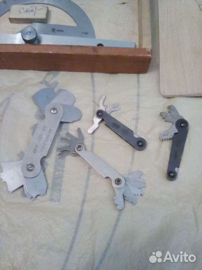 Слесарный и измерительный инструмент СССР