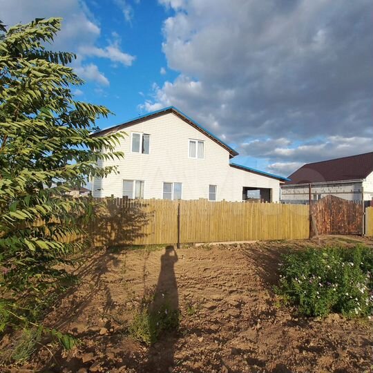 Дом 146,6 м² на участке 9,5 сот.