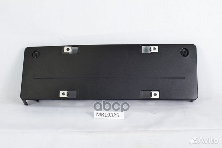 Кронштейн номерного знака mercedes CLA Произво