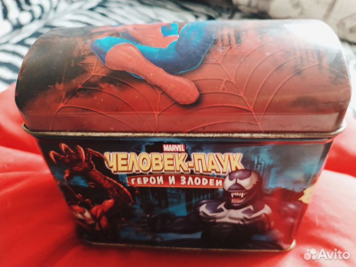 Карточки в сундучке Человек - паук 170 шт