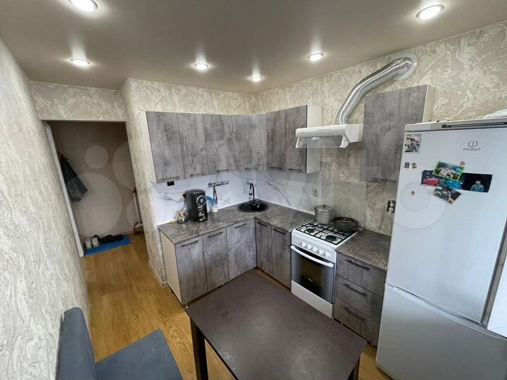2-к. квартира, 48 м², 4/9 эт.
