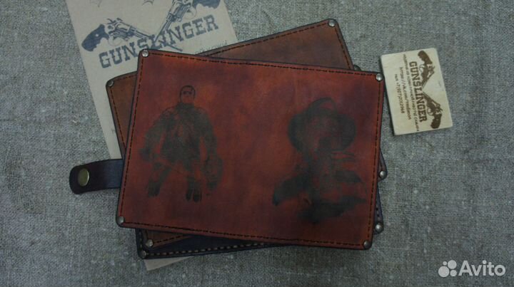 Обложка на паспорт ручной работы, кожаная