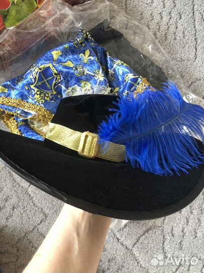 Новогодний костюм мушкитер