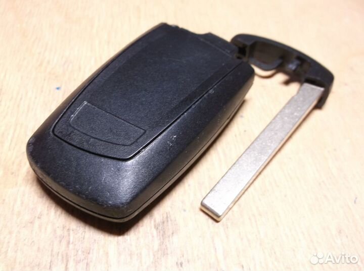 HUF 5661 BMW F-Series remote key 868 MHz PCF7953