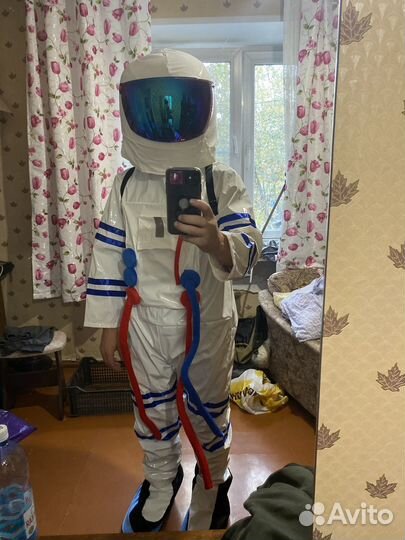 Костюм космонафта