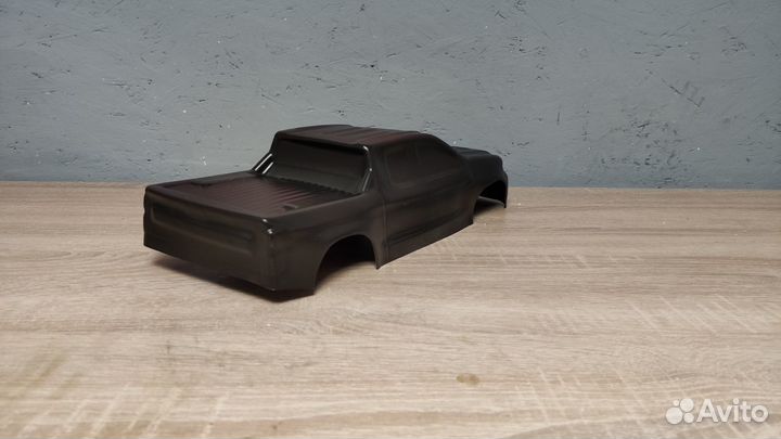 Неубивайка 1/10 монстр (Chevy Silverado)