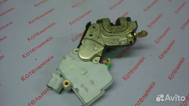 Nissan 80503-BM660 Замок передней левой двери