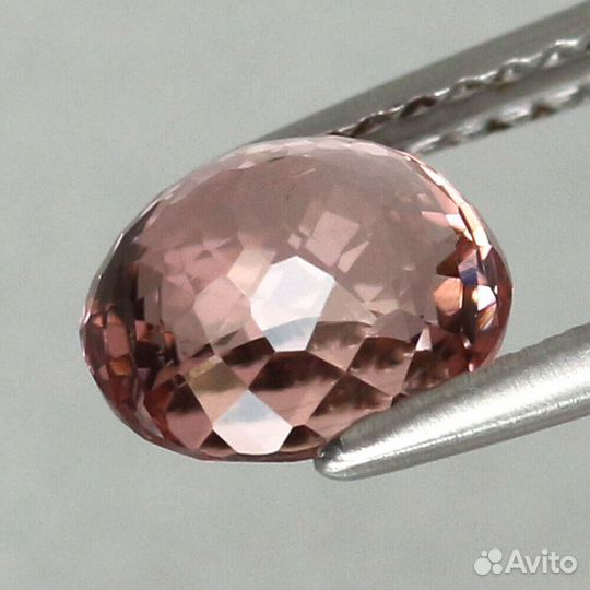 Турмалин натуральный 1,68Ct 8х7мм VVS Розовый овал