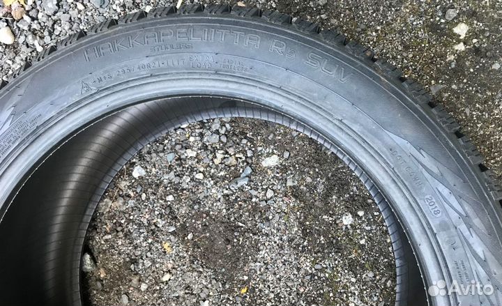 Nokian Hakkapeliitta R3 295/40 R21 111T