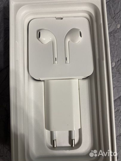 Телефон iPhone 11 128 gb