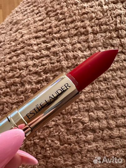 Estee lauder pure color love помада