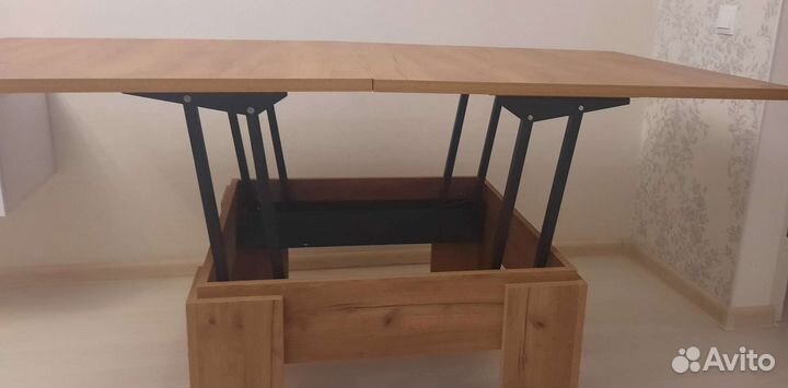 Журнальный столик