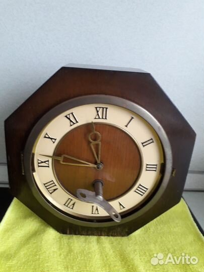 Часы настольные СССР