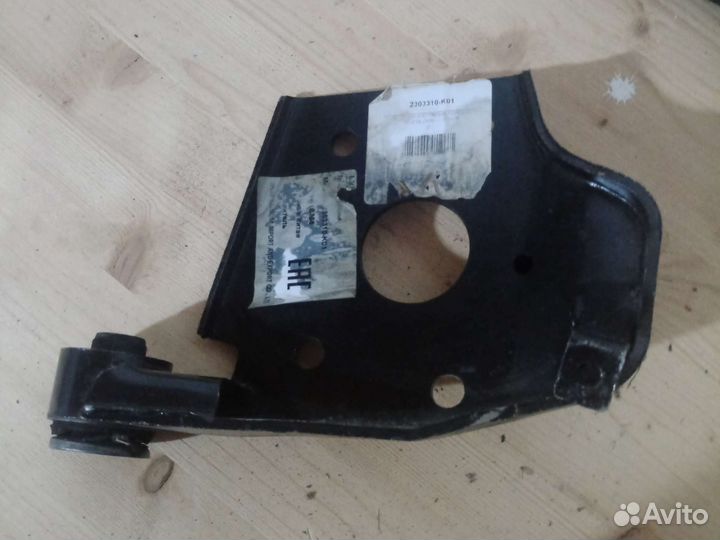 Кронштейн переднего редуктора Great wall wingle