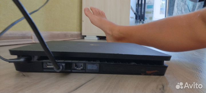 Игровая приставка ps4 slim 500 gb