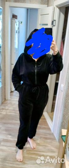 Велюровый костюм женский