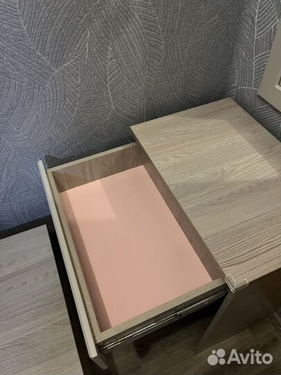 Туалетный стол 3 в 1