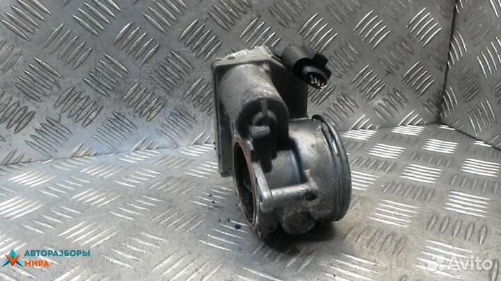 Заслонка дроссельная Skoda Octavia 2 (A5) 2009