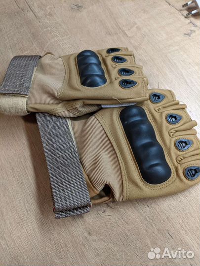 Перчатки тактические