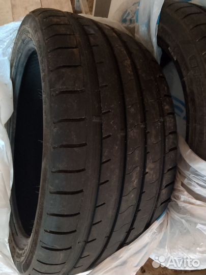 Weathermate Arctic 265/35 R18