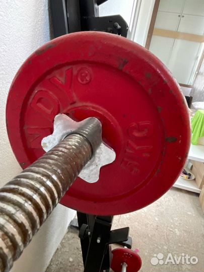 Скамья для жима со стойками и штангой