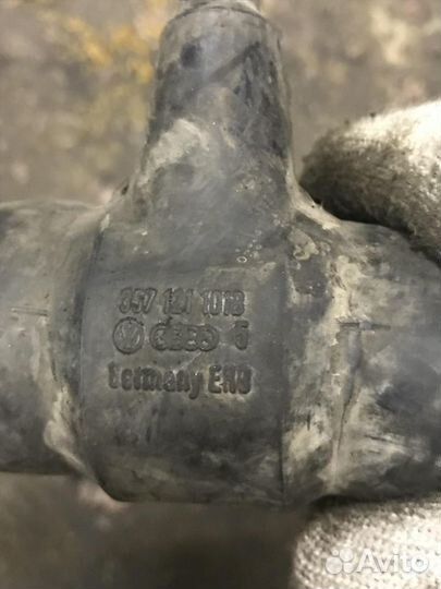 Патрубок Volkswagen Passat (B3) 1988-1993