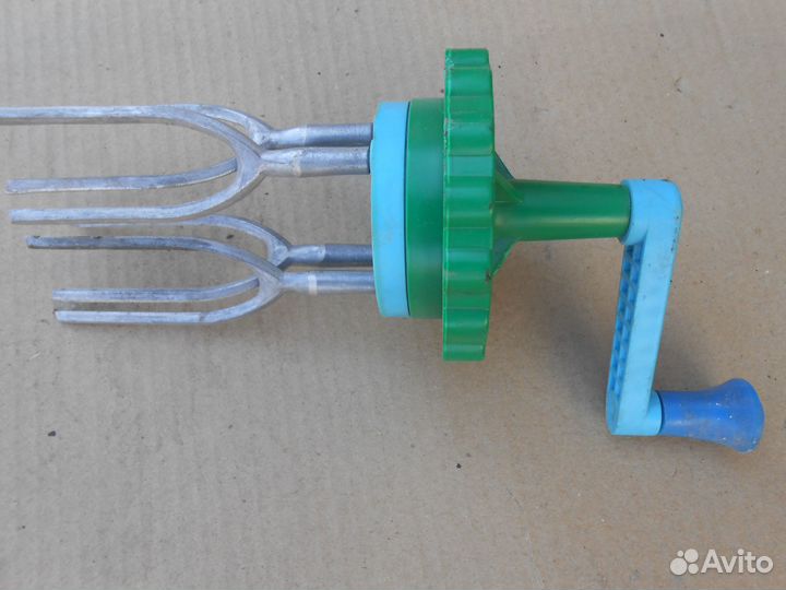 Миксер кухонный ручной