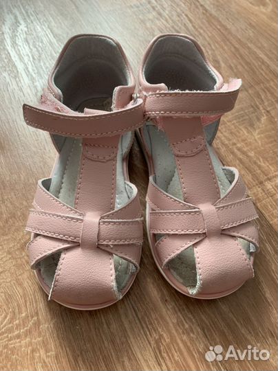 Сандали для девочки