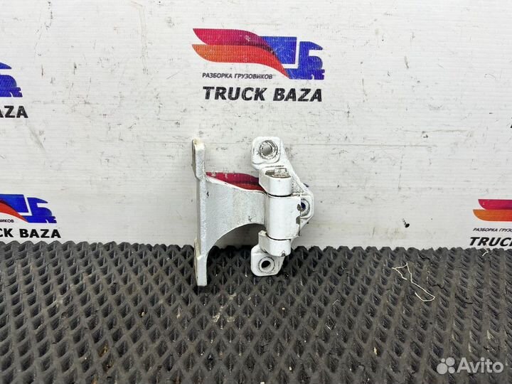 5010225929 Петля двери