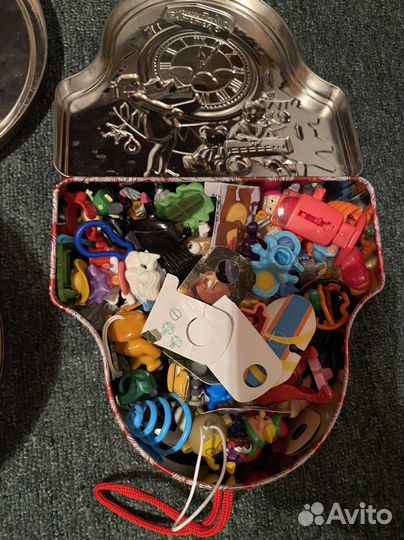 Киндер сюрприз 4 коробки и Макдональдс