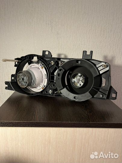 Фары на bmw e34