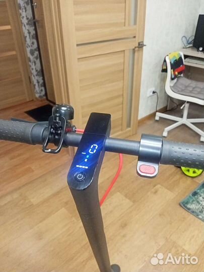 Электросамокат xiaomi m365 pro