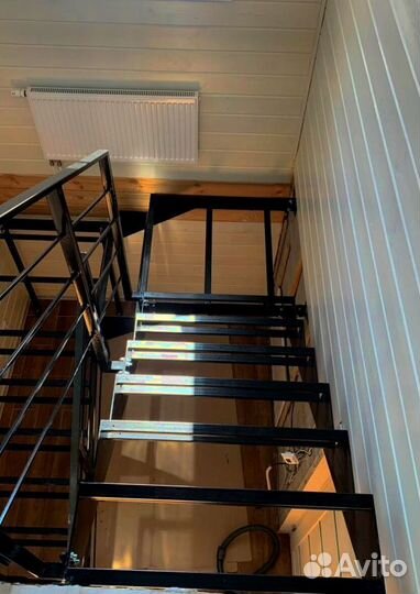 Перила деревянные с монтажем