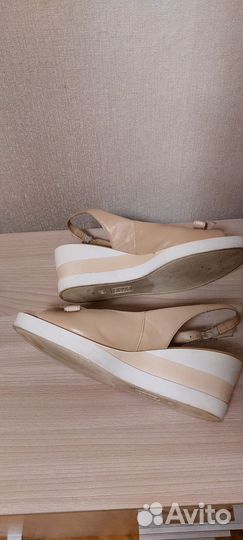 Босоножки летние женские 39 размер