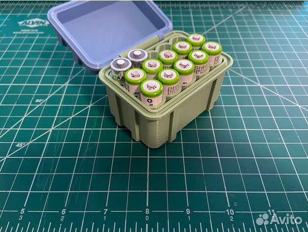 Кейсы для батареек и аккумуляторов 18650