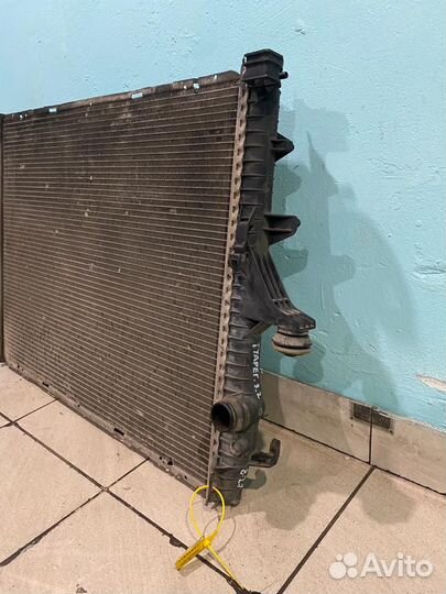 Радиатор охлаждения Volkswagen Touareg