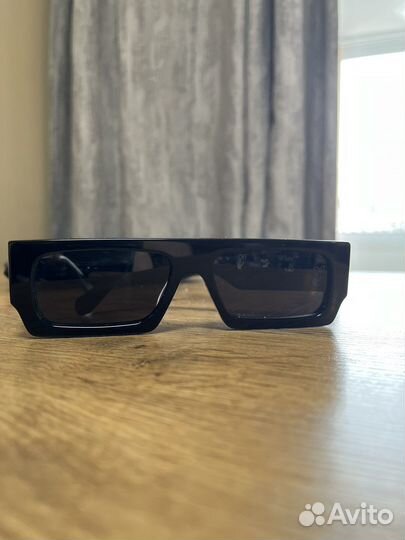 Солнцезащитные очки Off white, офф вайт