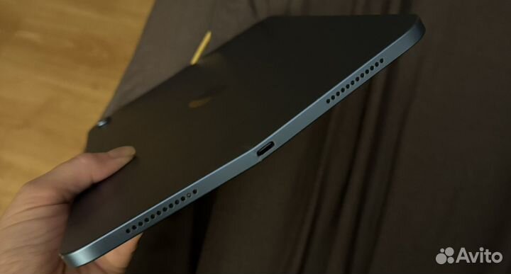 Планшет Apple iPad (10th Gen) 64 гб на детали