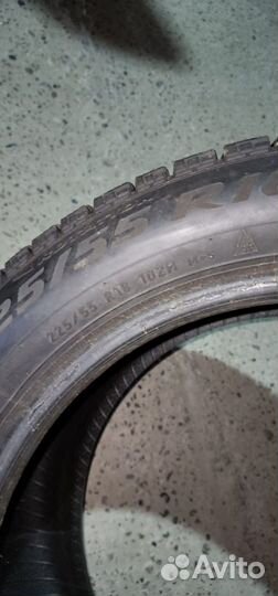 Pirelli Ice Zero 225/55 R18