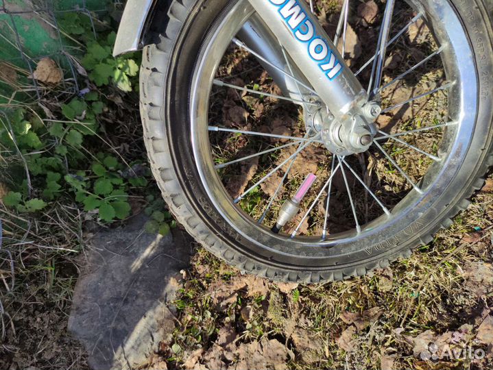 Детский велосипед с родительской ручкой