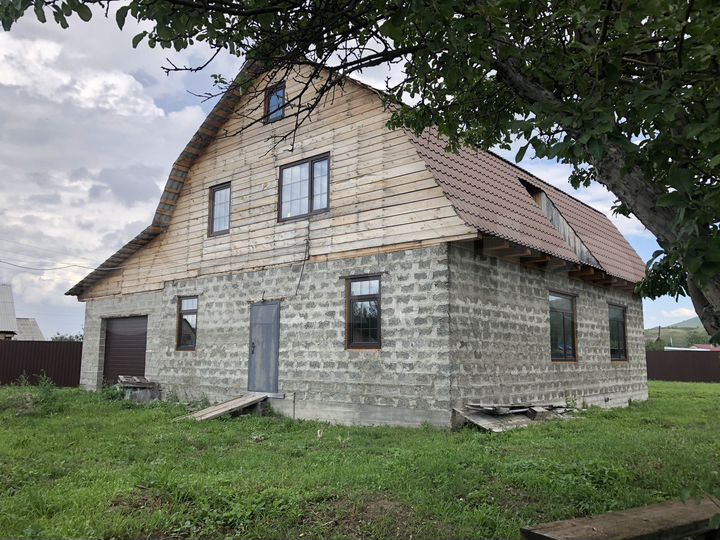 Дом 189,2 м² на участке 15 сот.