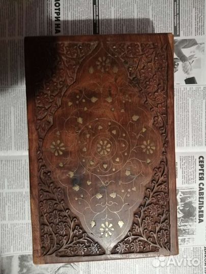 Деревянная шкатулка большая