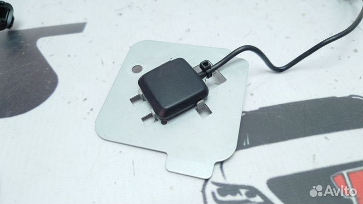 GPS антенна Mitsubishi ASX